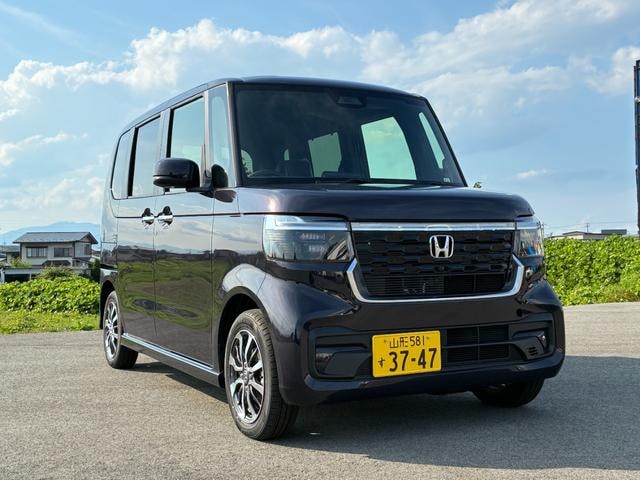 Honda N-BOX CUSTOM 2024 — фото автомобиля 1