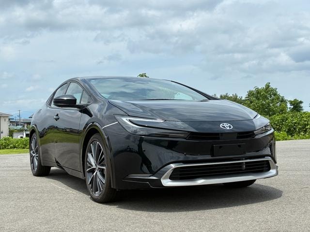 Toyota PRIUS 2025 — фото автомобиля 1