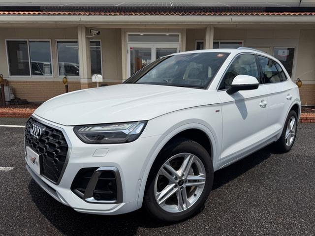 Audi Q5 2023 — фото автомобиля 1