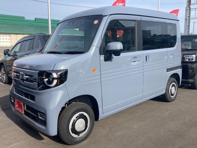 Honda N-VAN 2025 — фото автомобиля 1