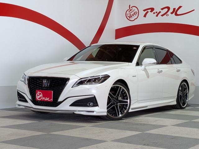 Toyota CROWN HYBRID 2019 — фото автомобиля