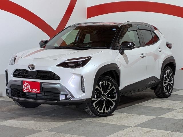 Toyota YARIS CROSS 2025 — фото автомобиля