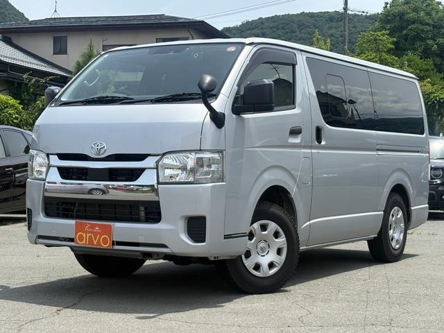 Toyota HIACE VAN 2021 — фото автомобиля 1