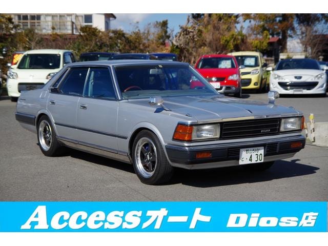 Nissan GLORIA 1983 — фото автомобиля 1