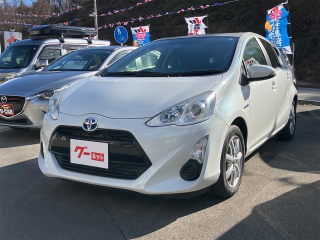 Toyota AQUA 2015 — фото автомобиля 1