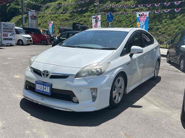 Toyota PRIUS 2012 — фото автомобиля 1