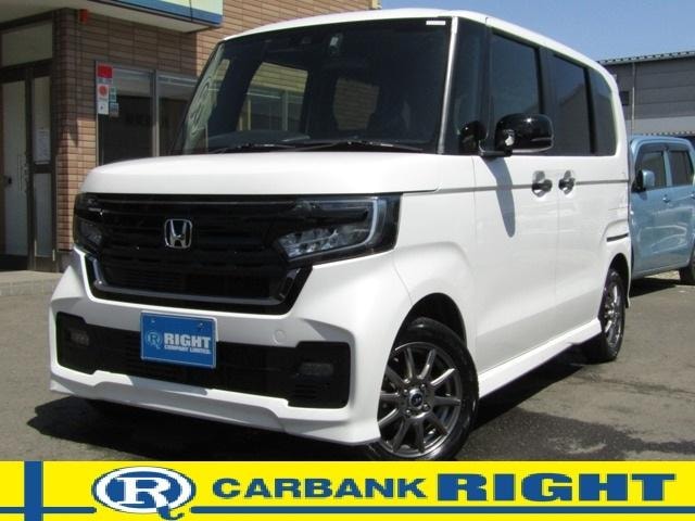 Honda N-BOX CUSTOM 2023 — фото автомобиля 1