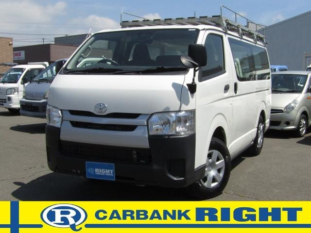 Toyota HIACE VAN 2018 — фото автомобиля
