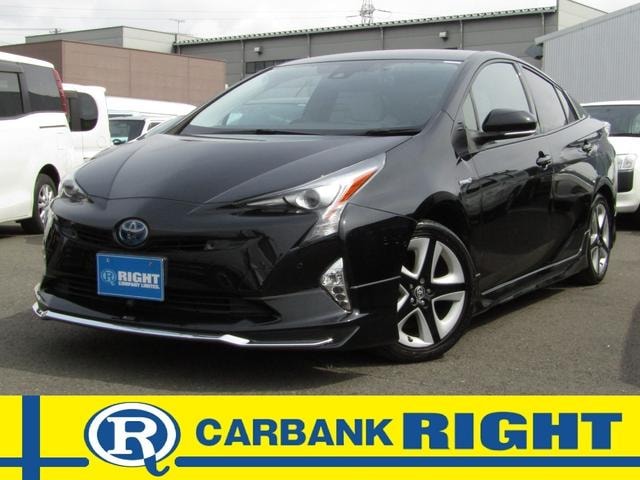 Toyota PRIUS 2016 — фото автомобиля 1