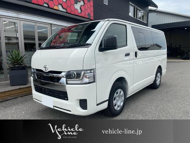 Toyota HIACE VAN 2026 — фото автомобиля 1