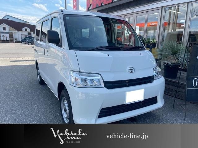 Toyota TOWNACE VAN 2026 — фото автомобиля 1