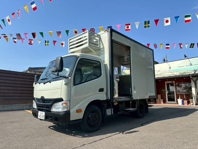 Toyota DYNA TRUCK 2016 — фото автомобиля
