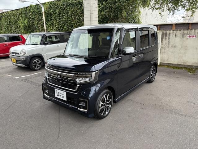 Honda N-BOX CUSTOM 2023 — фото автомобиля 1