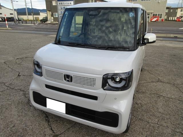 Honda N-BOX 2026 — фото автомобиля 1