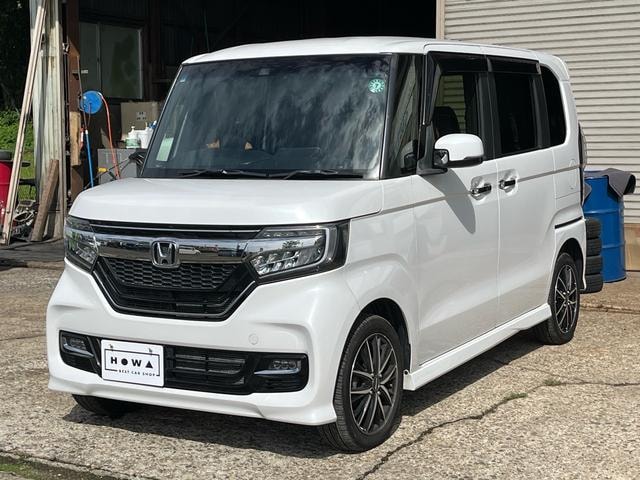 Honda N-BOX CUSTOM 2019 — фото автомобиля 1