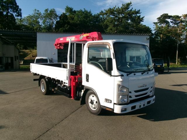 Isuzu ELF TRUCK 2015 — фото автомобиля