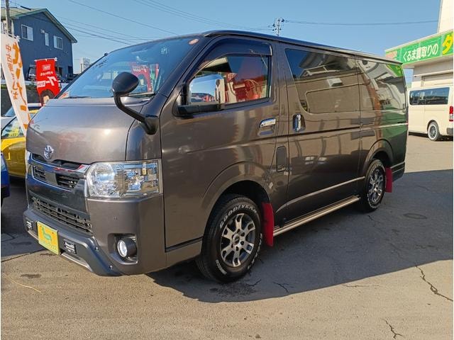 Toyota HIACE VAN 2020 — фото автомобиля 1