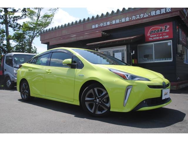 Toyota PRIUS 2018 — фото автомобиля 1