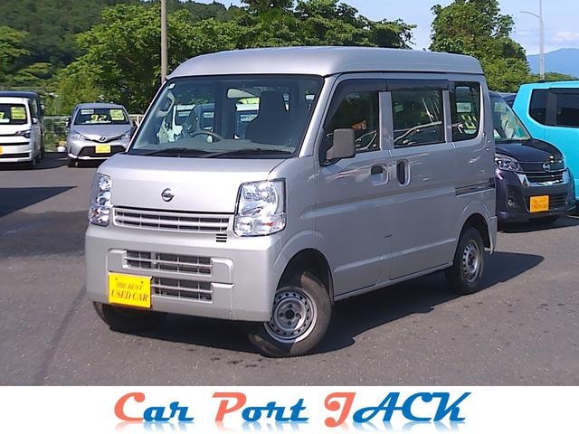 Nissan NV100CLIPPER VAN 2015 — фото автомобиля