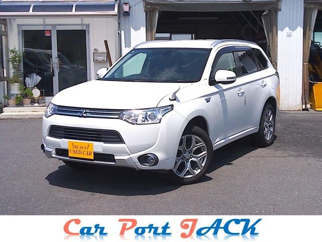 Mitsubishi OUTLANDER PHEV 2014 — фото автомобиля 1