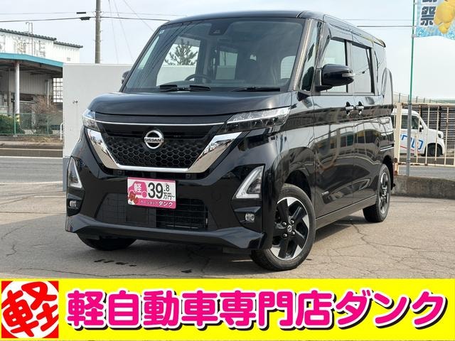 Nissan ROOX 2022 — фото автомобиля 1