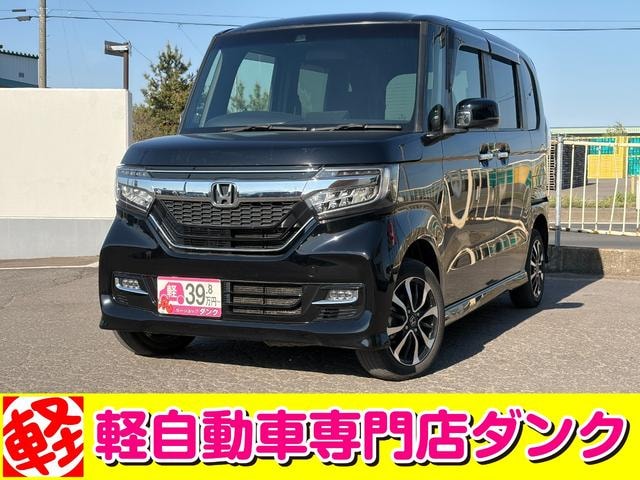 Honda N-BOX CUSTOM 2018 — фото автомобиля 1