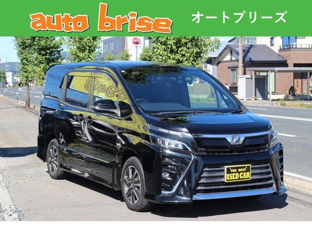 Toyota VOXY 2017 — фото автомобиля 1