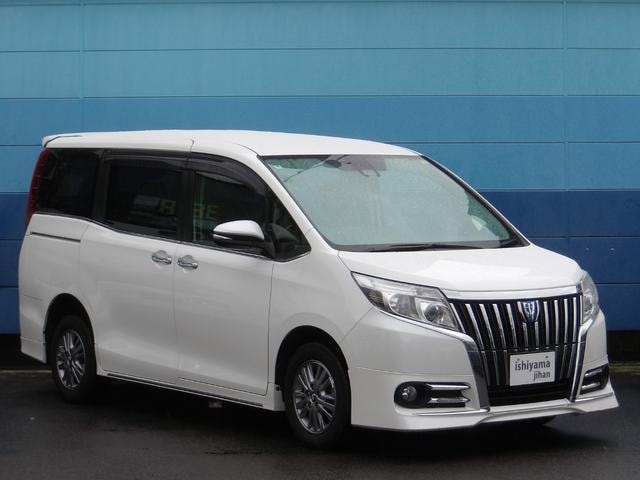 Toyota ESQUIRE 2016 — фото автомобиля 1