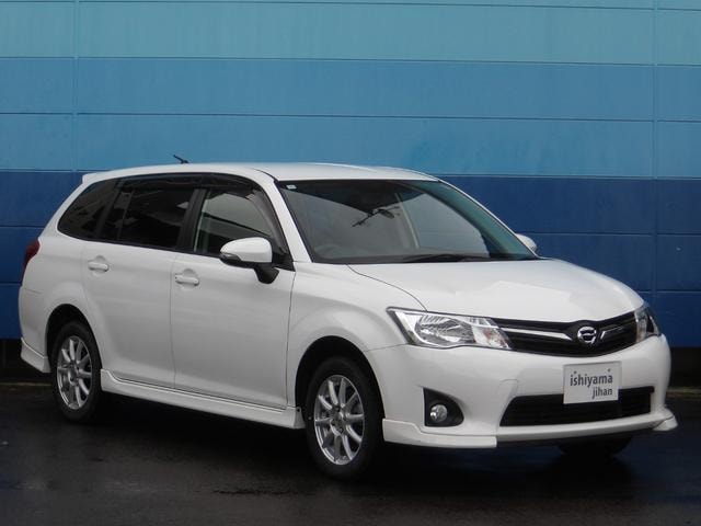 Toyota COROLLA FIELDER 2014 — фото автомобиля