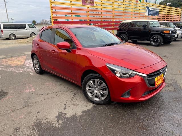 Mazda DEMIO 2016 — фото автомобиля 1