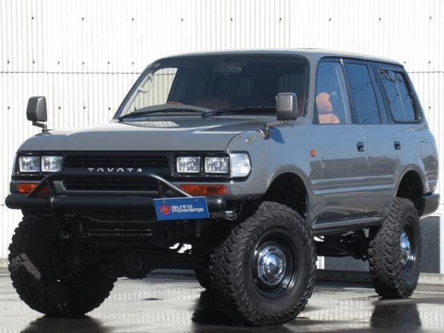 Toyota LAND CRUISER 80 1993 — фото автомобиля