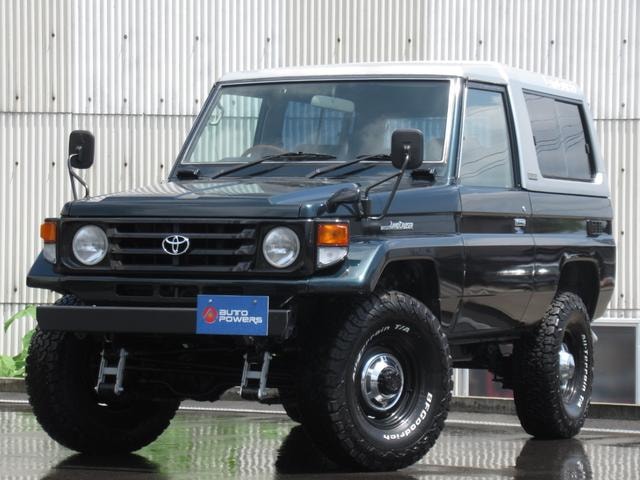 Toyota LAND CRUISER 70 1998 — фото автомобиля