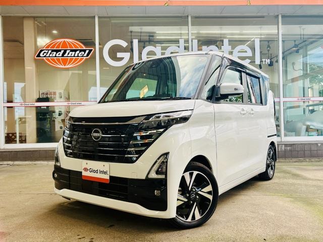 Nissan ROOX 2023 — фото автомобиля 1