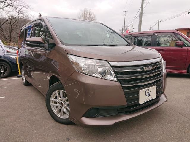 Toyota NOAH 2014 — фото автомобиля 1