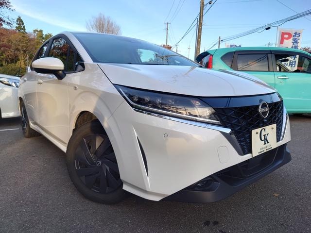 Nissan NOTE 2022 — фото автомобиля 1