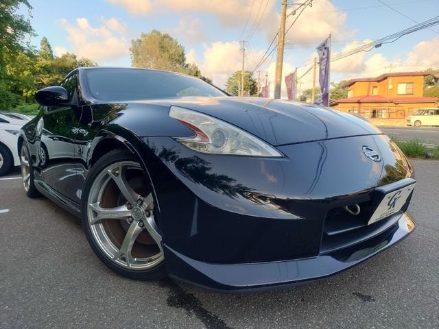 Nissan FAIRLADY Z 2010 — фото автомобиля