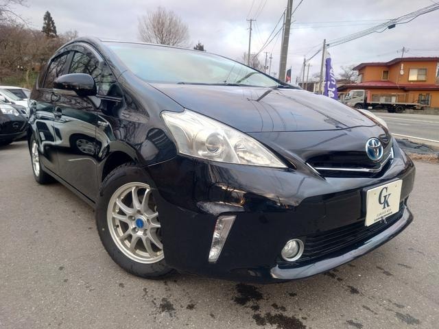 Toyota PRIUS ALPHA 2014 — фото автомобиля 1