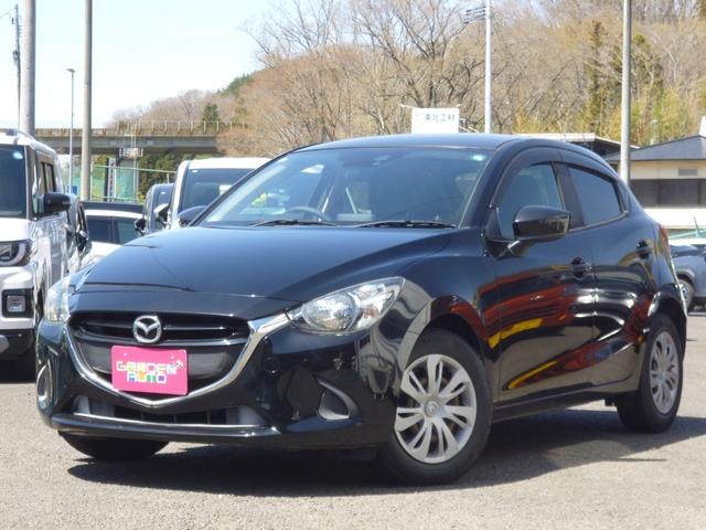 Mazda DEMIO 2015 — фото автомобиля