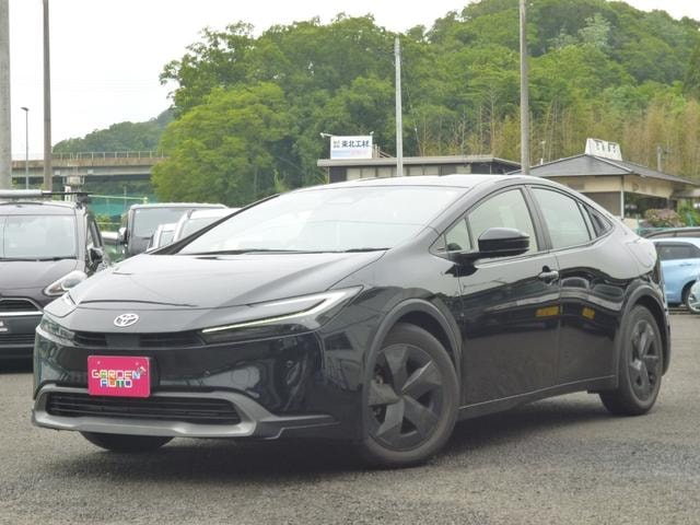 Toyota PRIUS 2023 — фото автомобиля 1