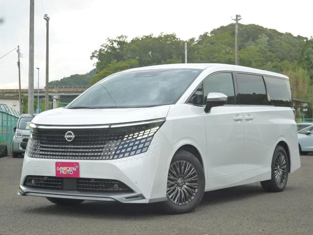 Nissan ELGRAND 2026 — фото автомобиля