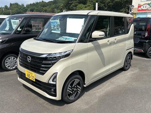 Nissan ROOX 2025 — фото автомобиля 1