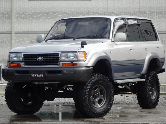 Toyota LAND CRUISER 80 1996 — фото автомобиля