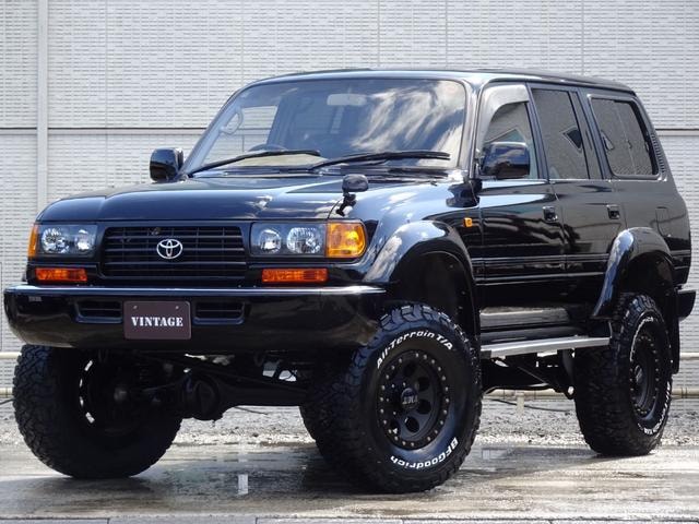 Toyota LAND CRUISER 80 1993 — фото автомобиля
