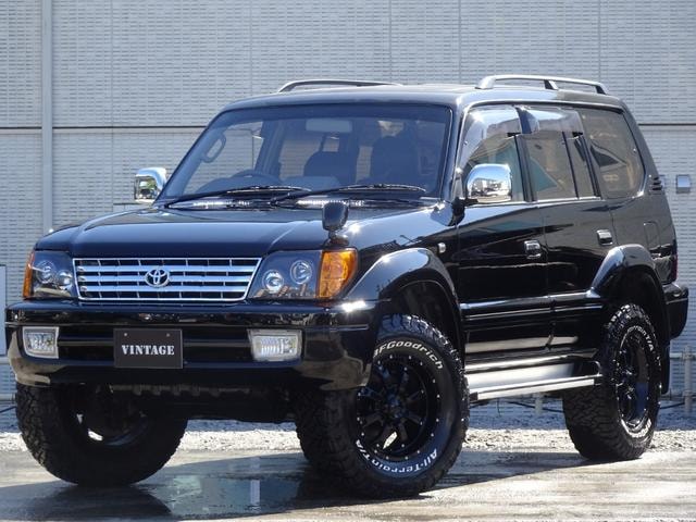 Toyota LAND CRUISER PRADO 2000 — фото автомобиля