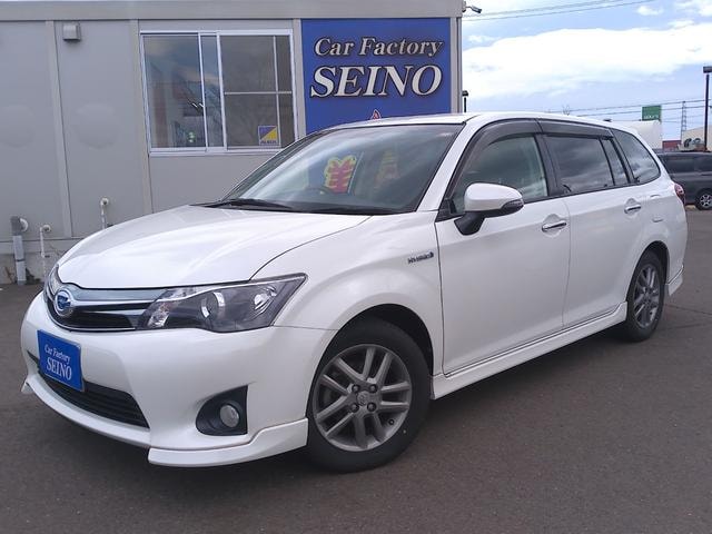 Toyota COROLLA FIELDER 2013 — фото автомобиля
