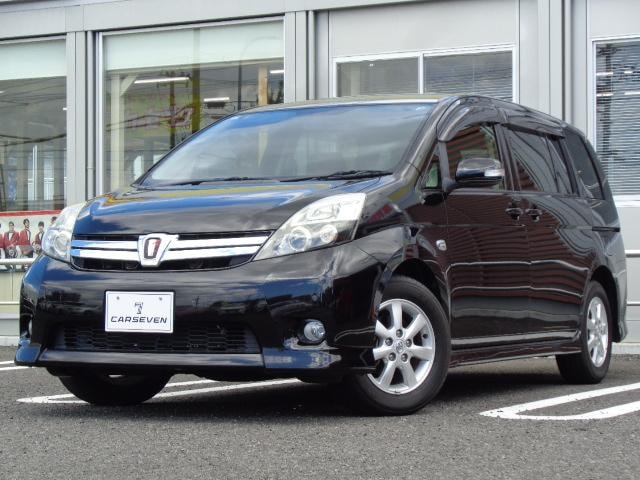 Toyota ISIS 2013 — фото автомобиля