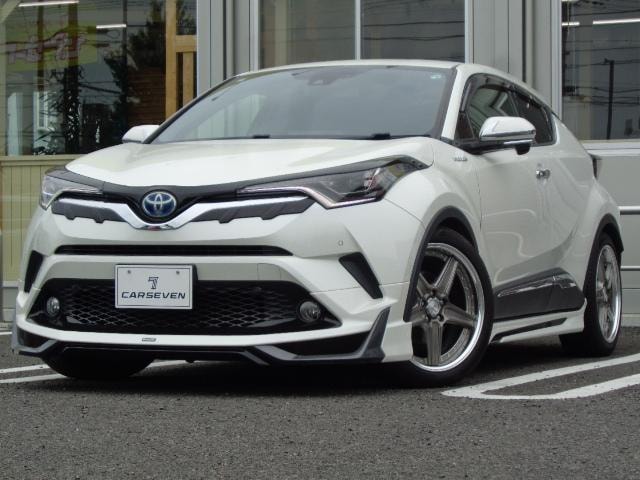 Toyota C-HR 2017 — фото автомобиля