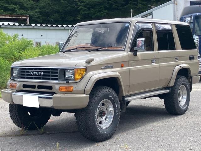 Toyota LAND CRUISER PRADO 1994 — фото автомобиля