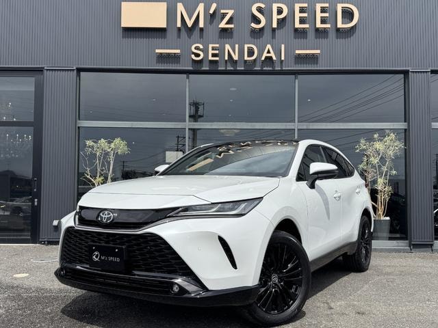 Toyota HARRIER HYBRID 2026 — фото автомобиля