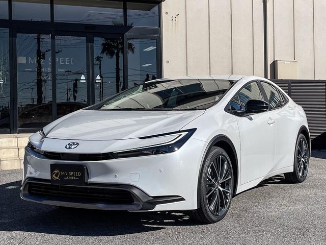 Toyota PRIUS 2026 — фото автомобиля 1